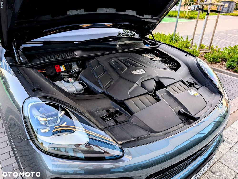 Porsche Cayenne Standard - 11