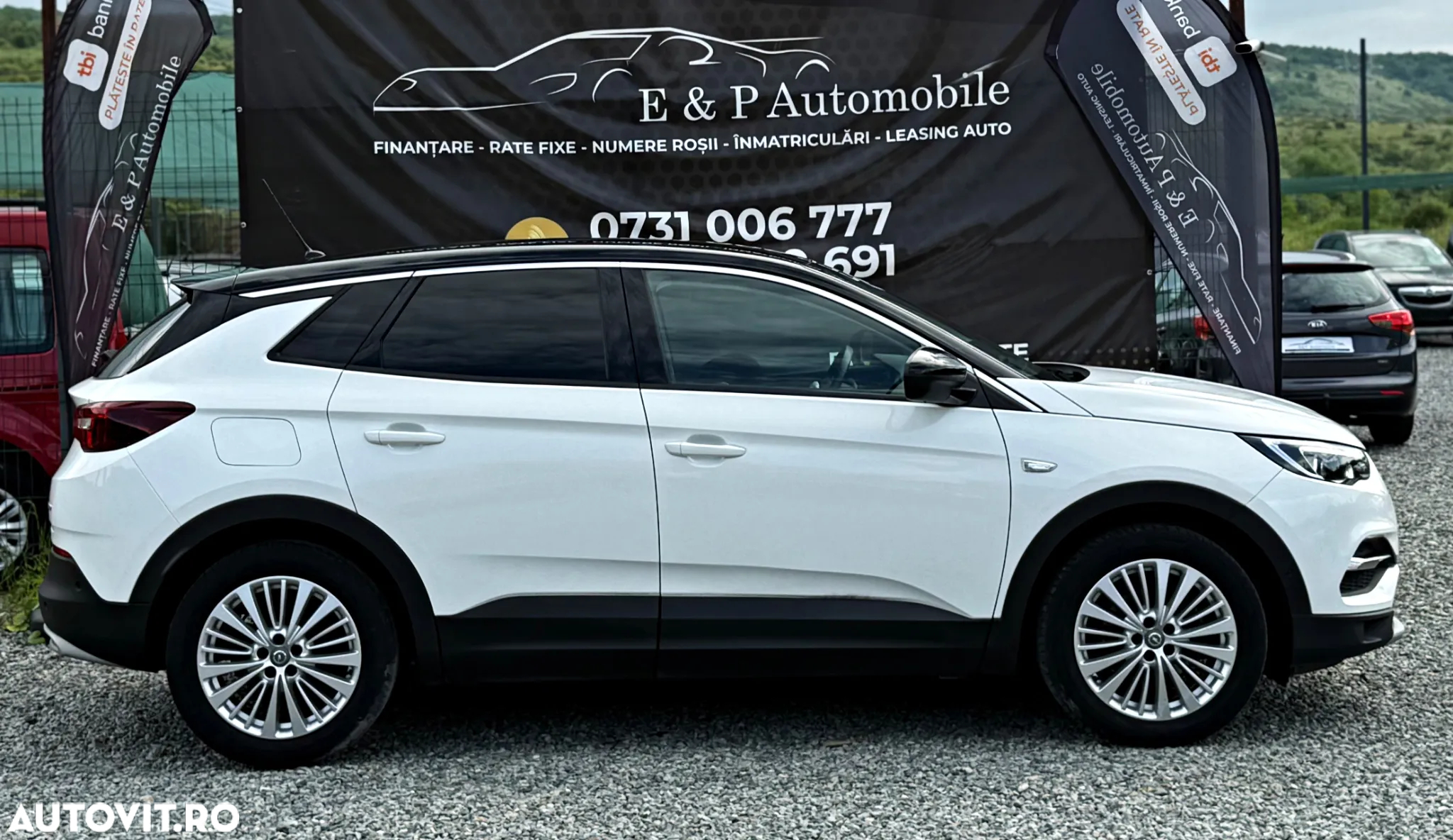 Opel Grandland X 1.2 Start/Stop INNOVATION - 2