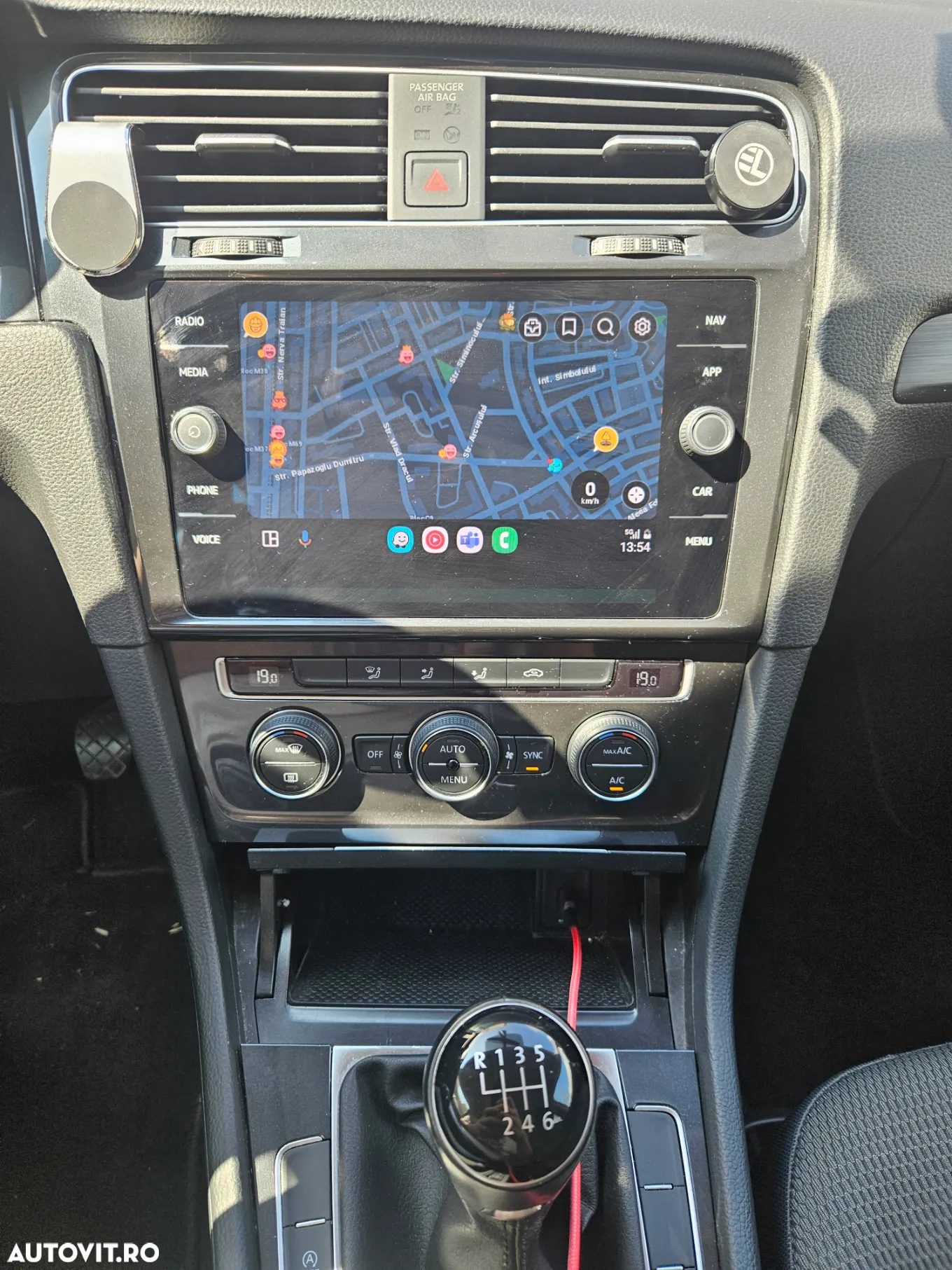 Volkswagen Golf 1.0 TSI Comfortline - 17