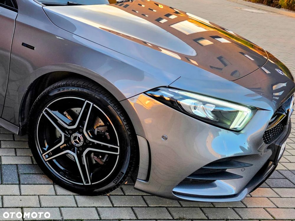 Mercedes-Benz Klasa A 250 E AMG Line 8G-DCT - 16