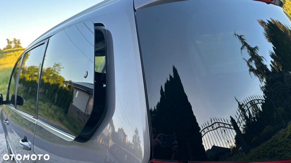 Ford S-Max - 36