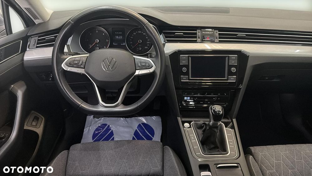 Volkswagen Passat 2.0 TDI EVO Business - 14