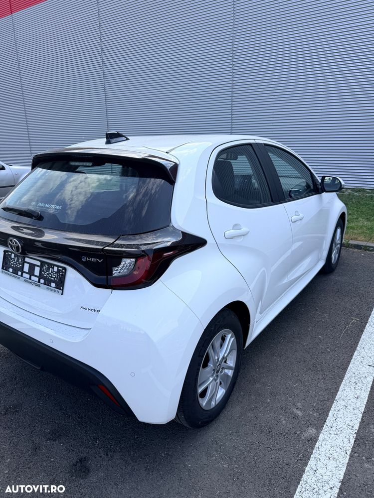 Toyota Yaris 1.5 VVT-i HSD Active - 6