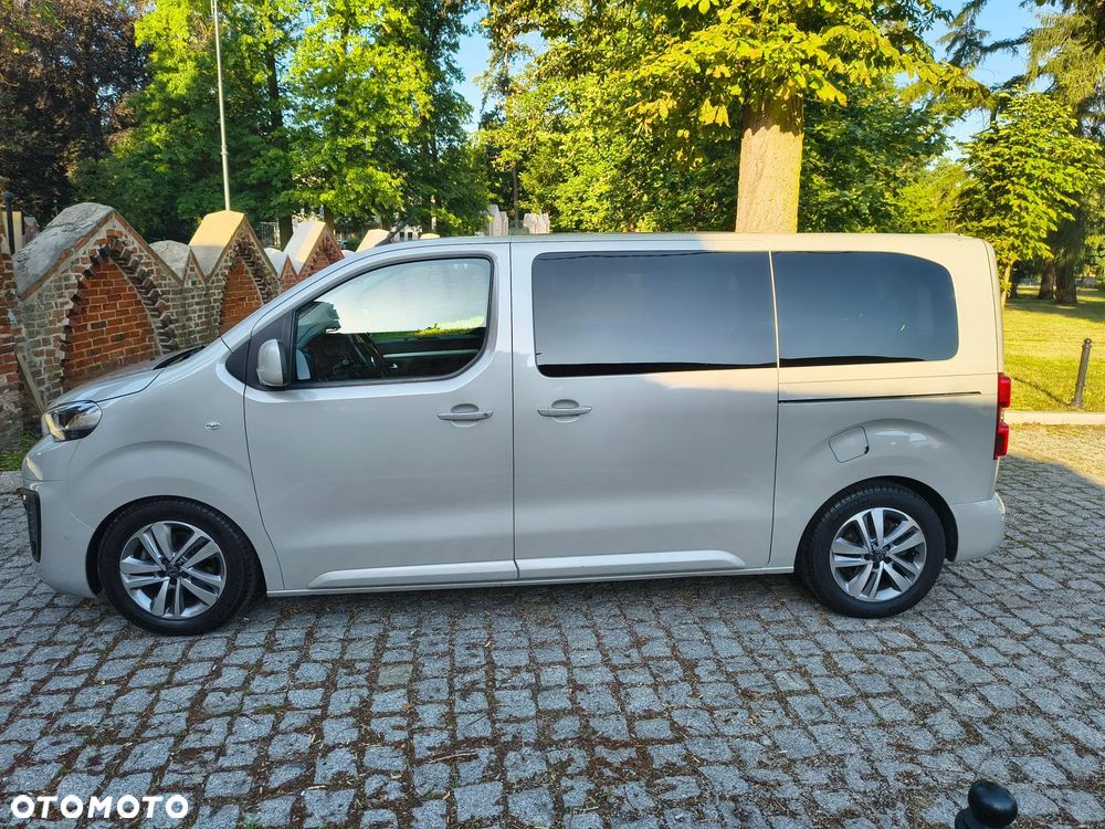 Peugeot Traveller L2 2.0 EAT8 Business VIP - 2