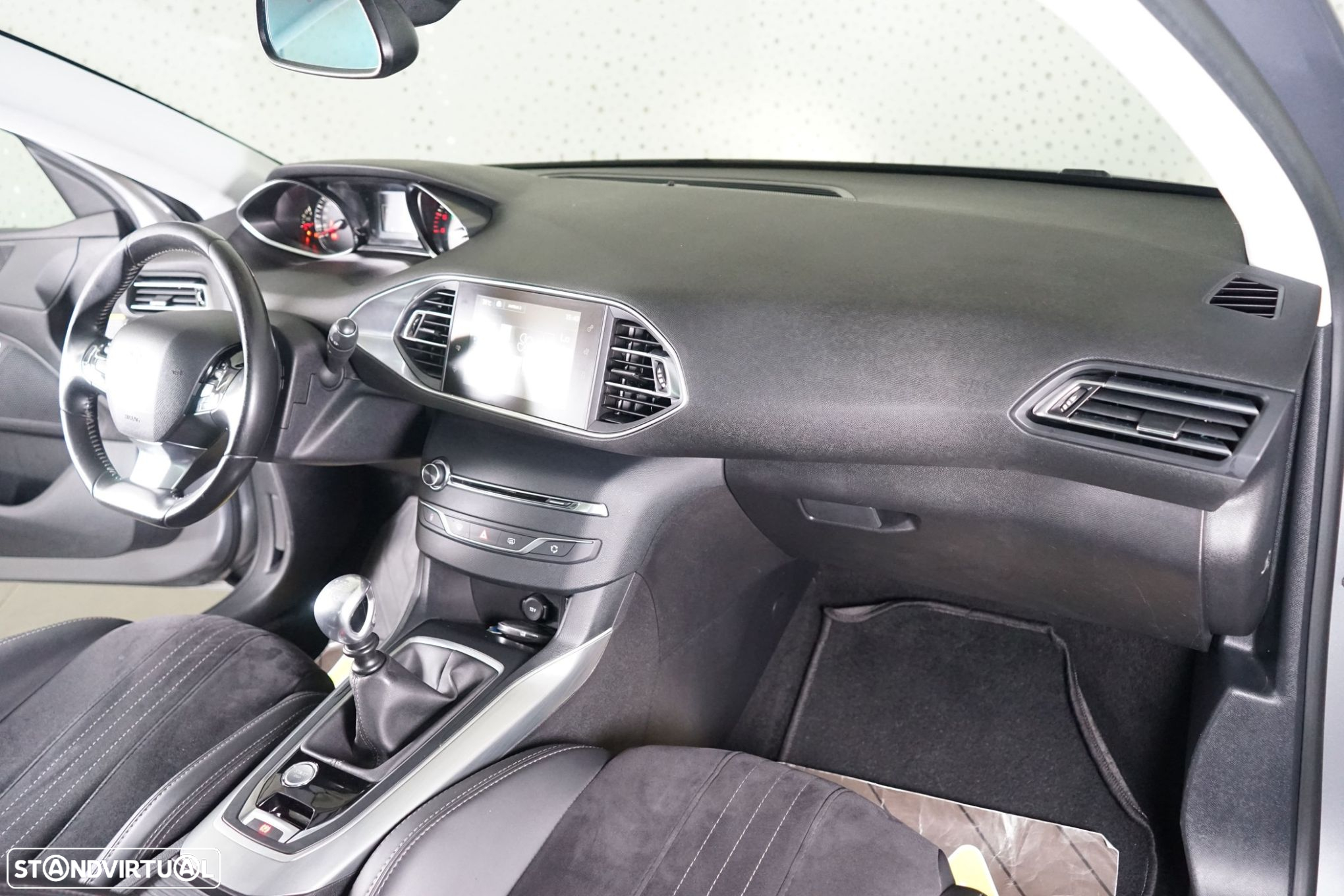 Peugeot 308 SW 1.6 BlueHDi Allure - 19