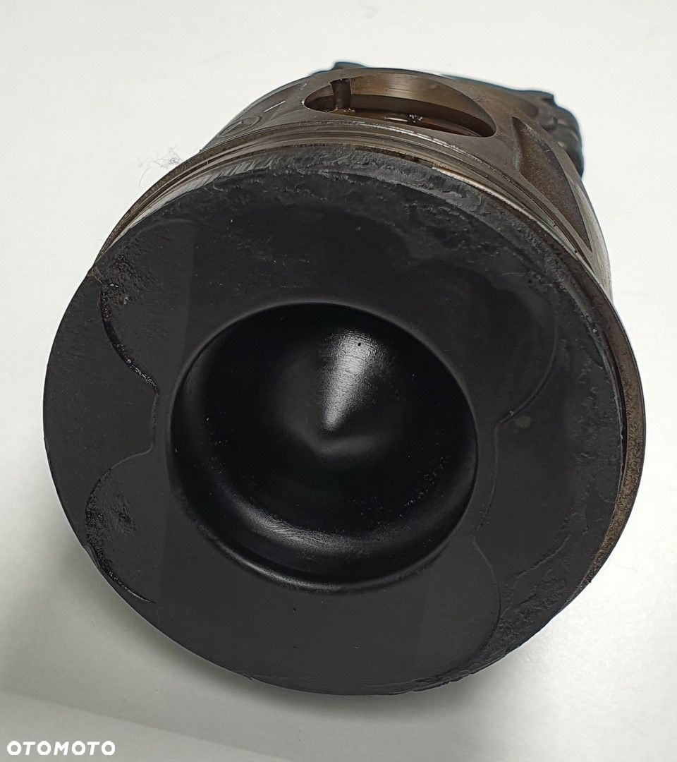 TŁOK KORBOWÓD MERCEDES W169 W245 2.0 CDI 8340A - 5