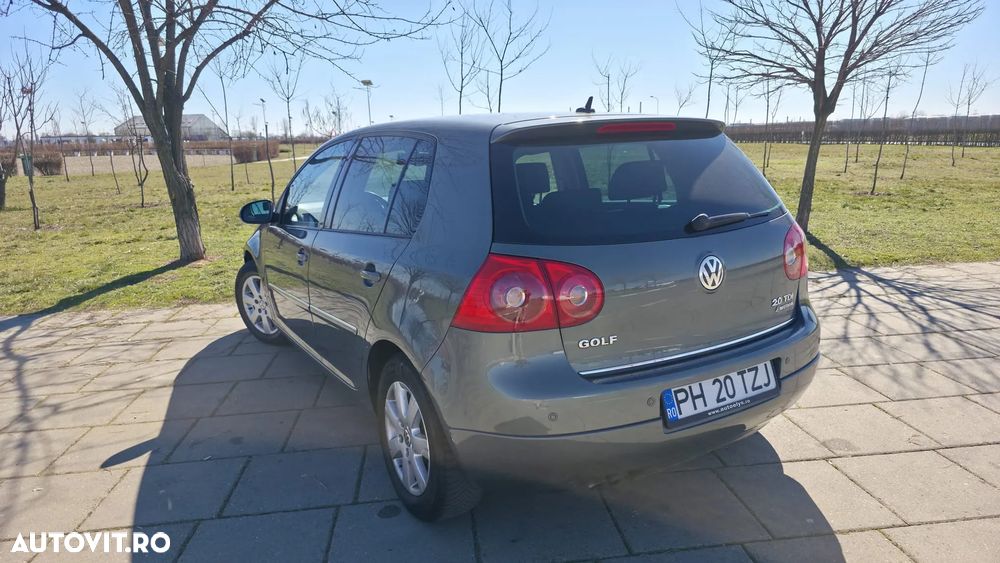 Volkswagen Golf 2.0 TDI 4Motion Tour Edition - 5