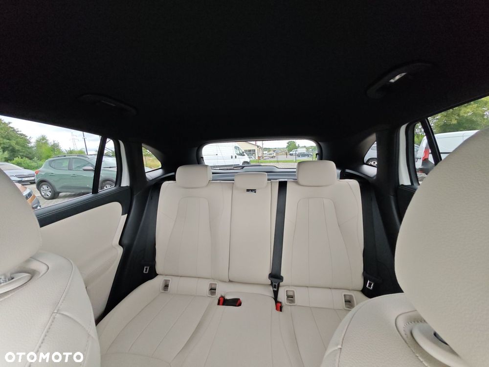 Mercedes-Benz GLA 200 mHEV 7G-DCT - 27