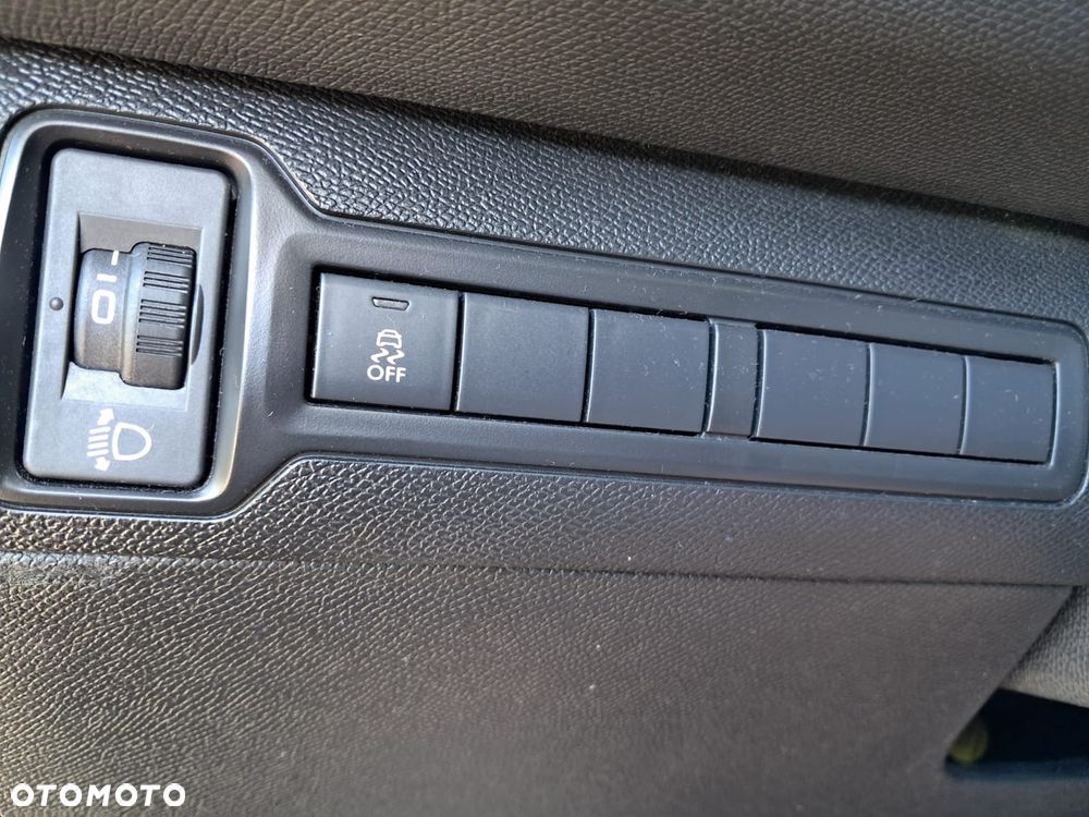Peugeot 308 1.6 THP Active - 19