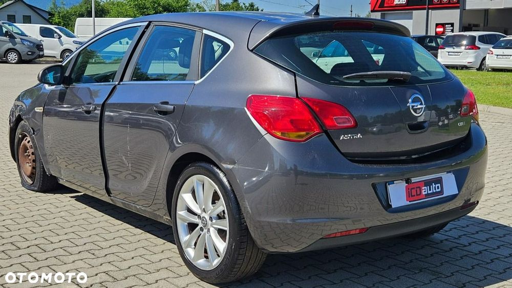 Opel Astra - 5