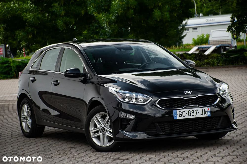 Kia Ceed 1.6 CRDi Eco-Dynamics+(48V Mild-Hybr.) DCT7 Spirit - 29