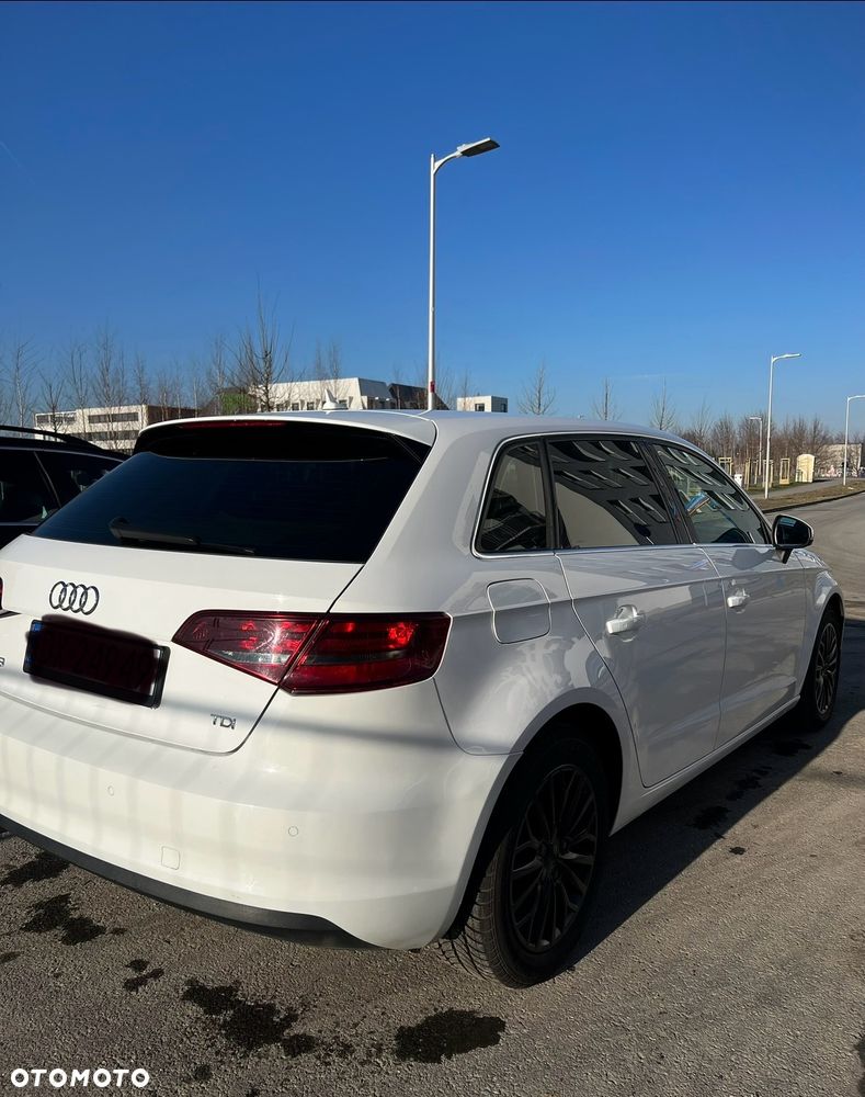 Audi A3 Sportback 1.6 TDI - 3