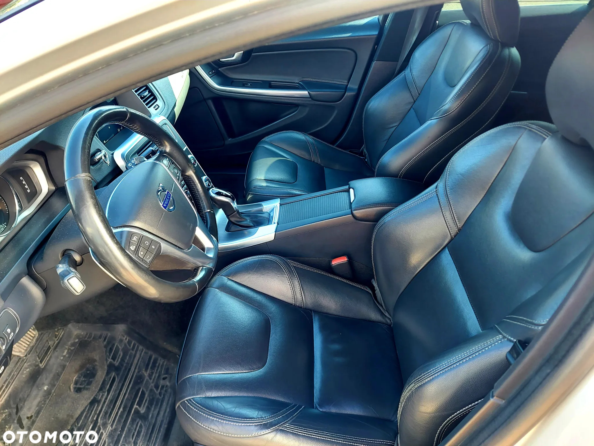 Volvo V60 D4 AWD Drive-E Summum - 6