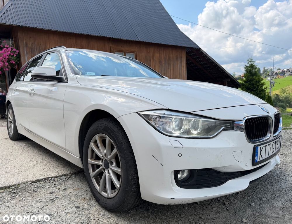 BMW Seria 3 320d xDrive - 4