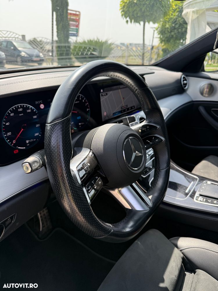 Mercedes-Benz E 300 9G-TRONIC AMG Line - 14