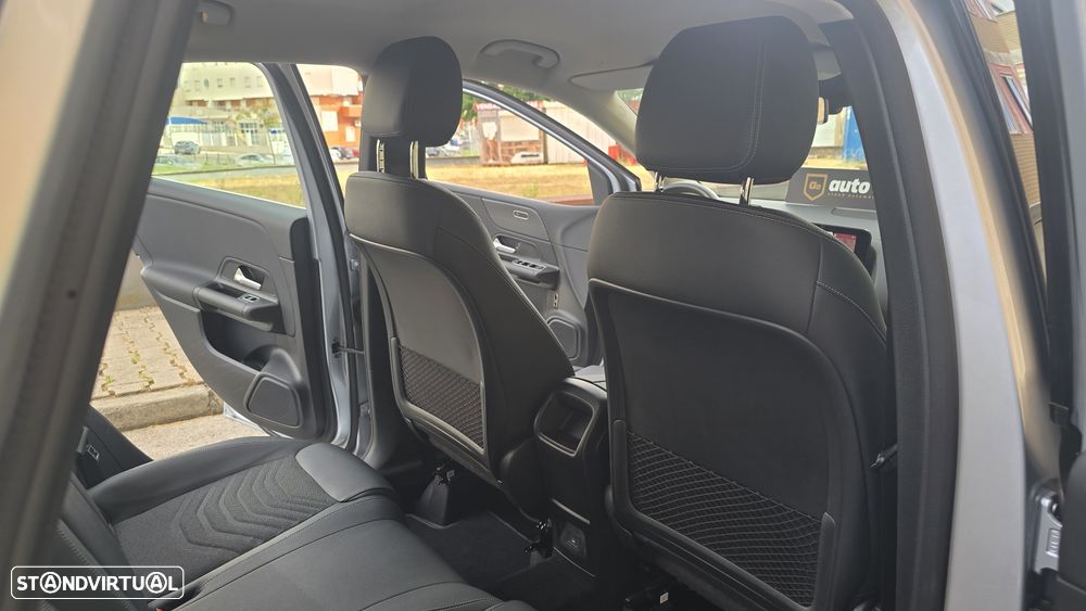 Mercedes-Benz B 180 d - 29