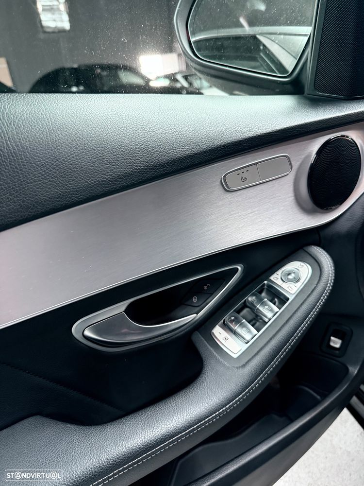 Mercedes-Benz C 300 de AMG Line - 25