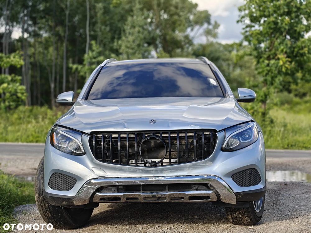 Mercedes-Benz GLC 300 4Matic 9G-TRONIC Exclusive - 10