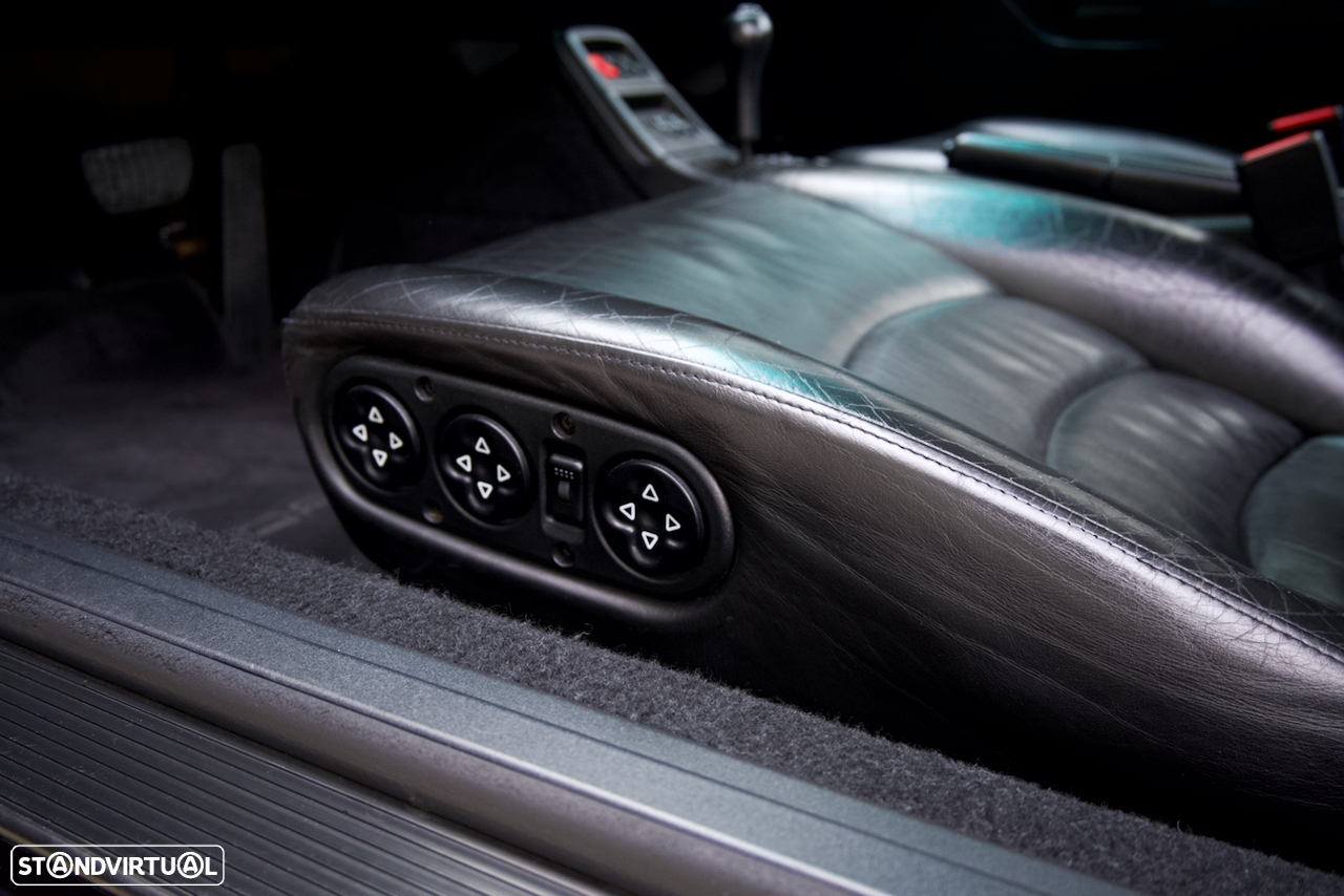 Porsche 911 (993) - 18