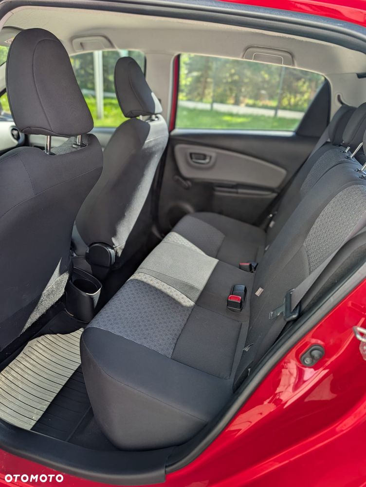 Toyota Yaris 1.33 Active EU6 - 9