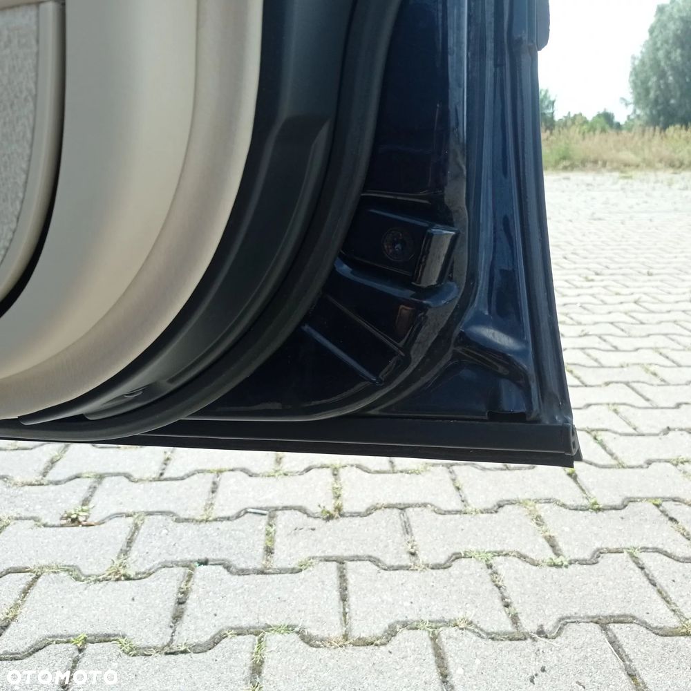 BMW Seria 7 - 16