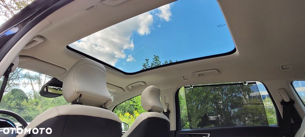 Ford S-Max - 12