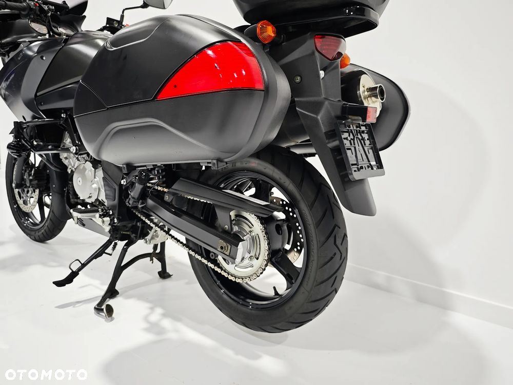 Suzuki V-STROM - 15