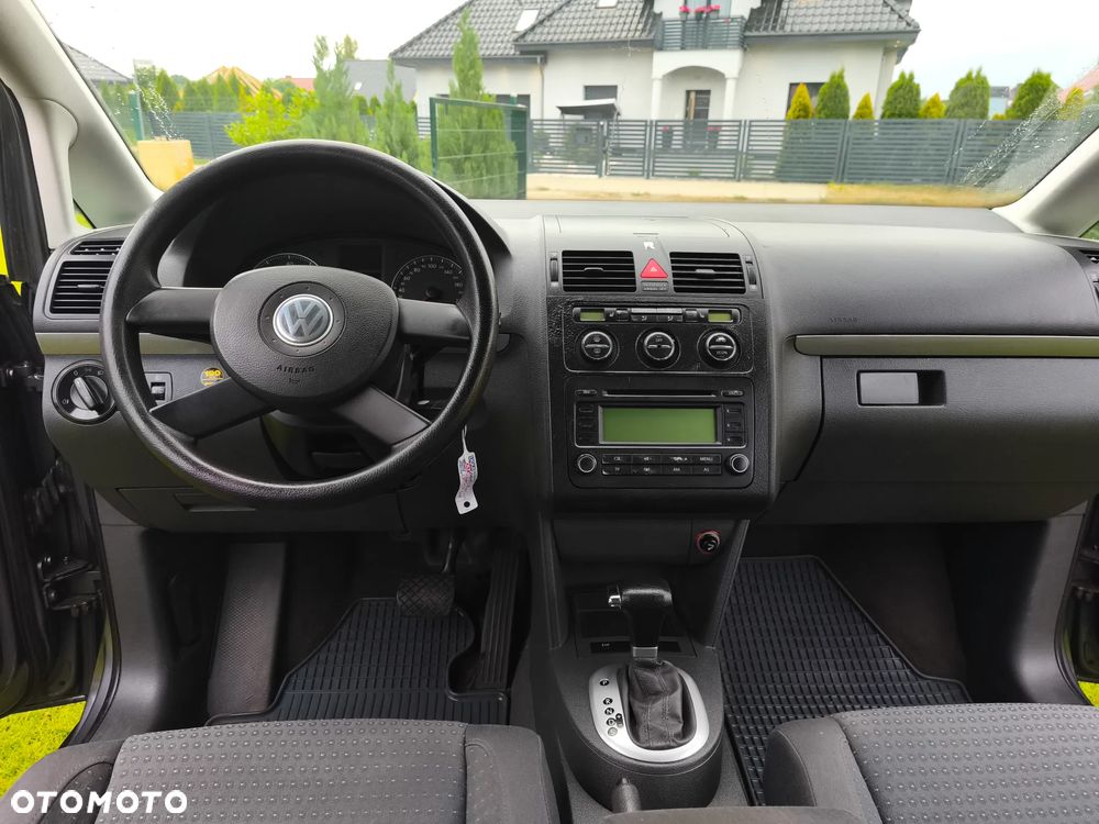 Volkswagen Touran 1.6 FSI Trendline Tiptr - 20