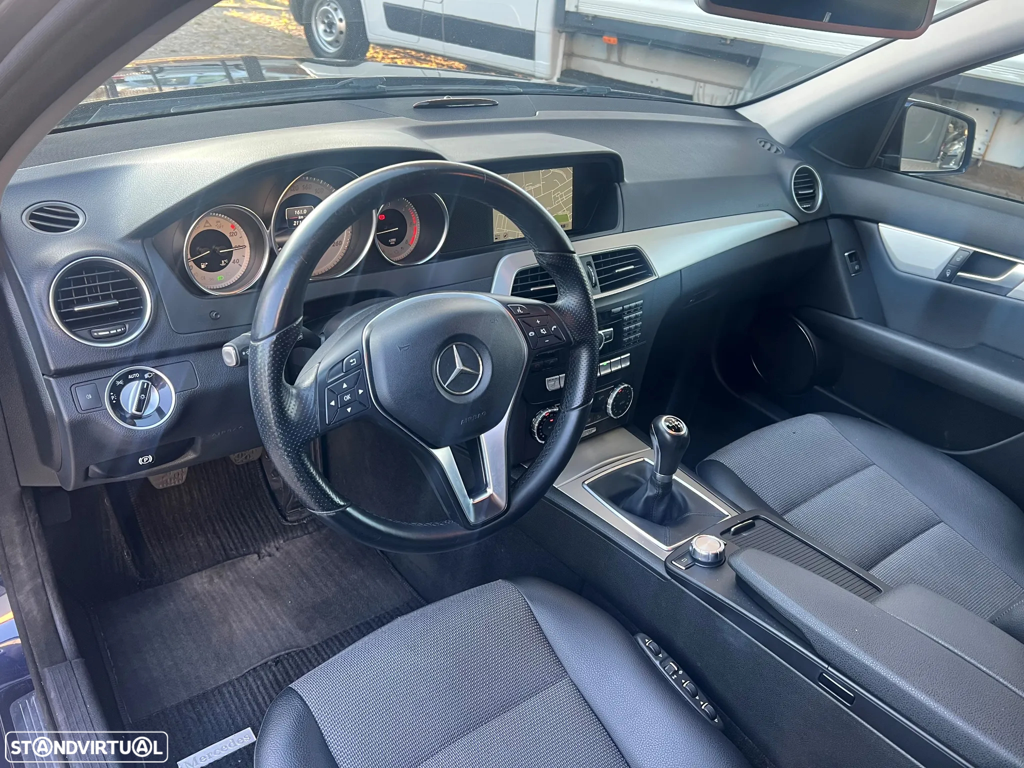Mercedes-Benz C 220 Station CDI DPF (BlueEFFICIENCY) Avantgarde - 24