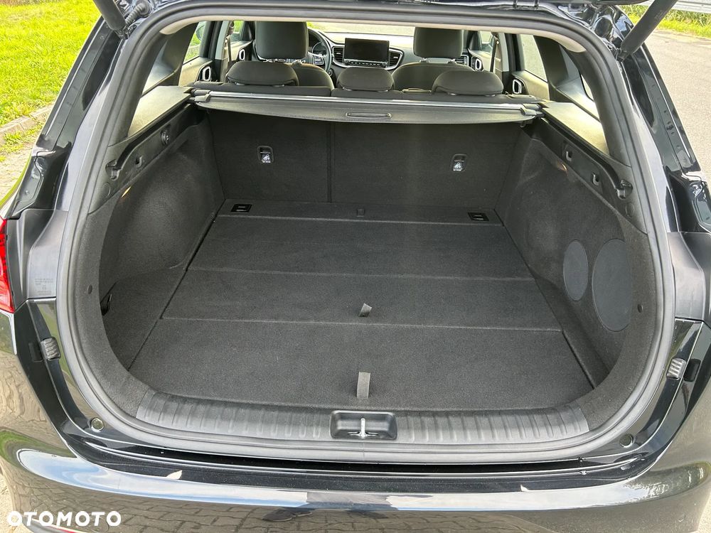 Kia Ceed - 25