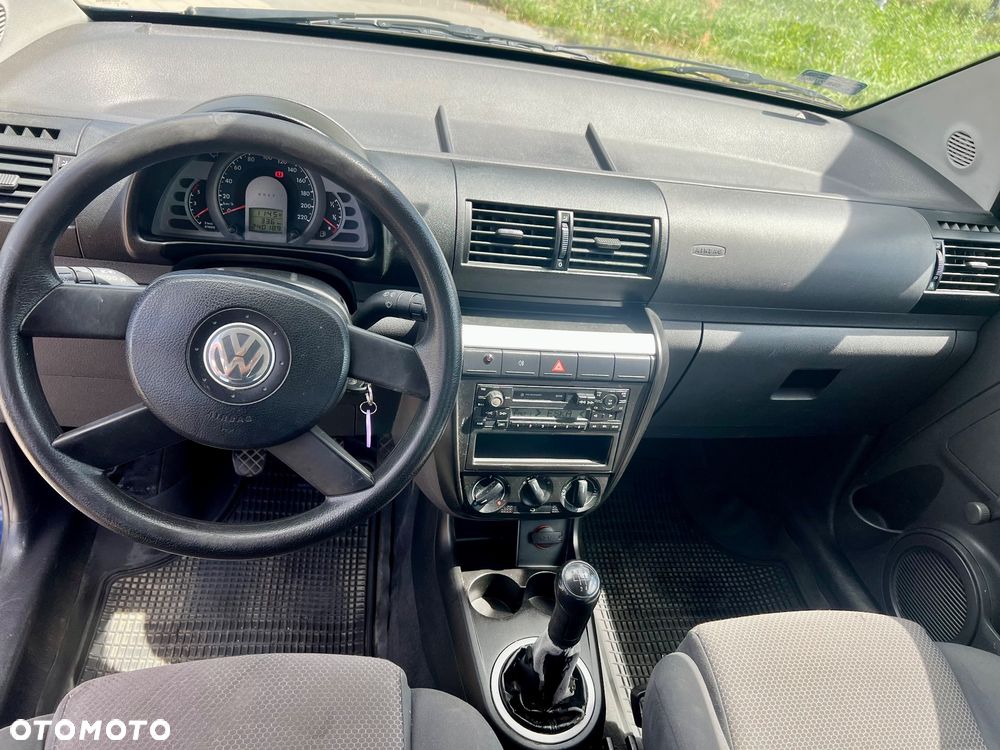 Volkswagen Fox - 16
