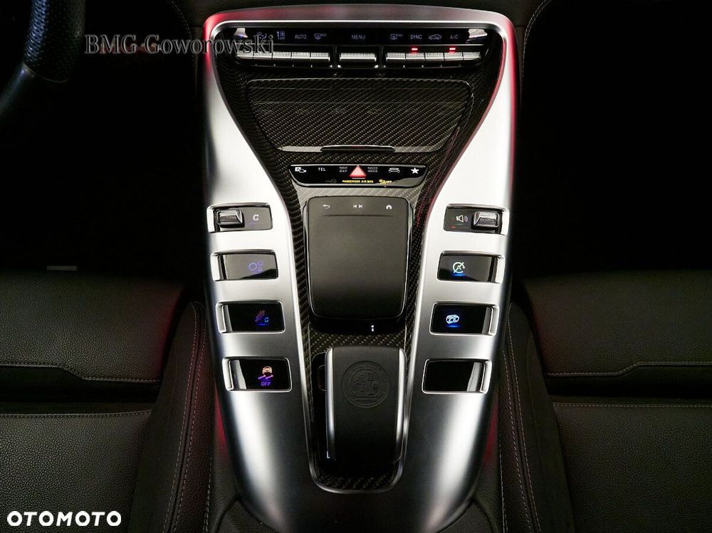 Mercedes-Benz AMG GT - 14