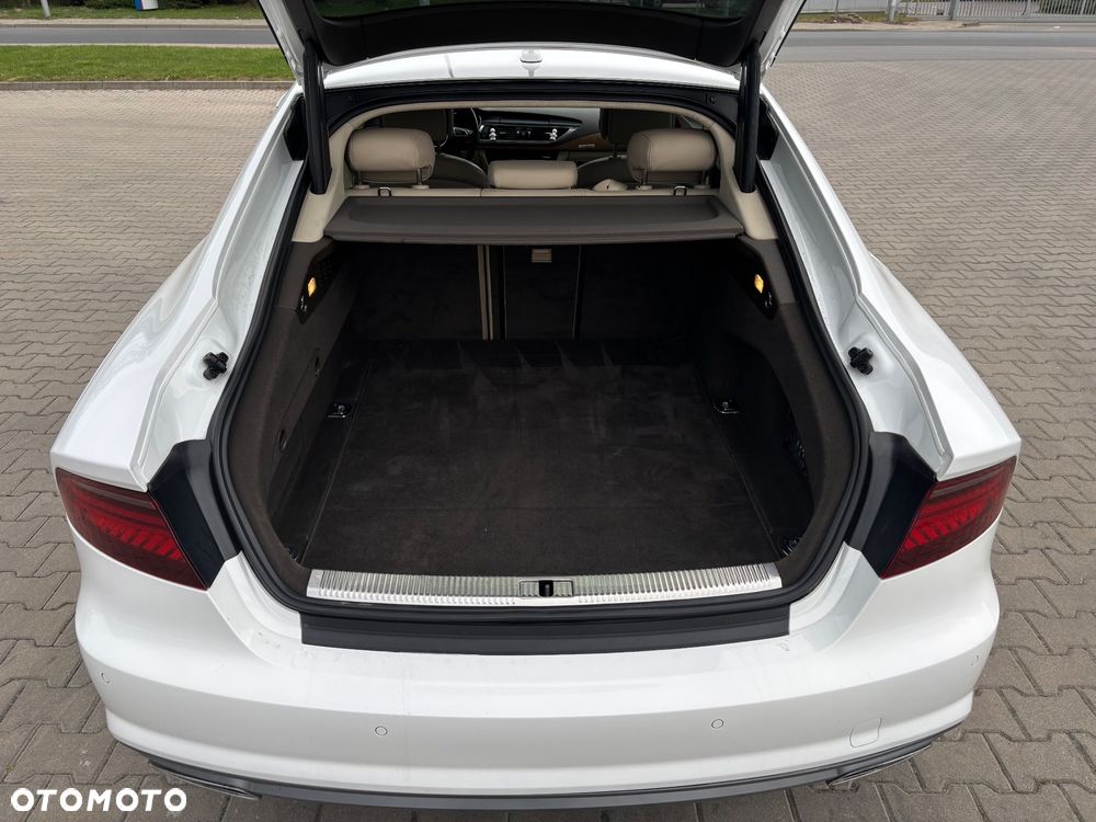 Audi A7 Sportback - 13