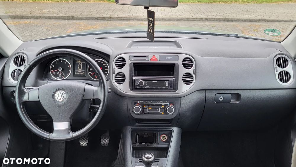 Volkswagen Tiguan 1.4 TSI BlueMot Trend&Fun - 9