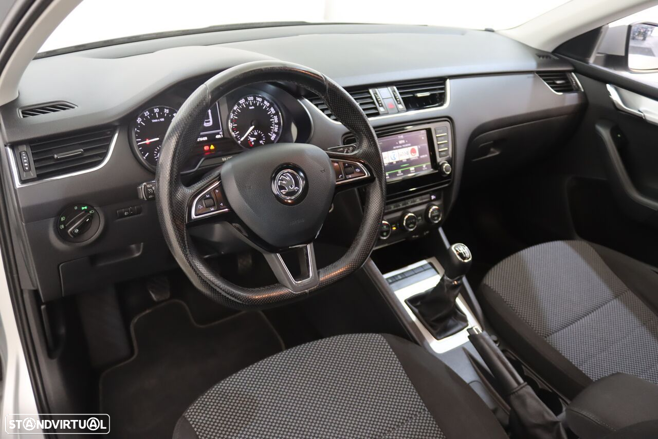 Skoda Octavia Break 1.6 TDi Elegance - 3