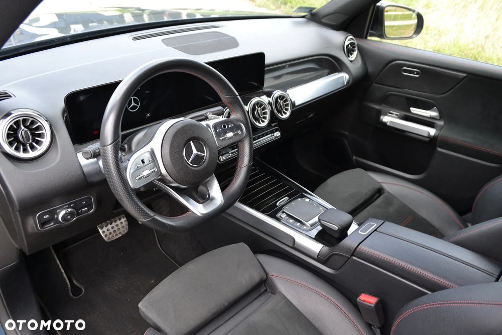Mercedes-Benz GLB 220 d AMG Line 8G-DCT - 24