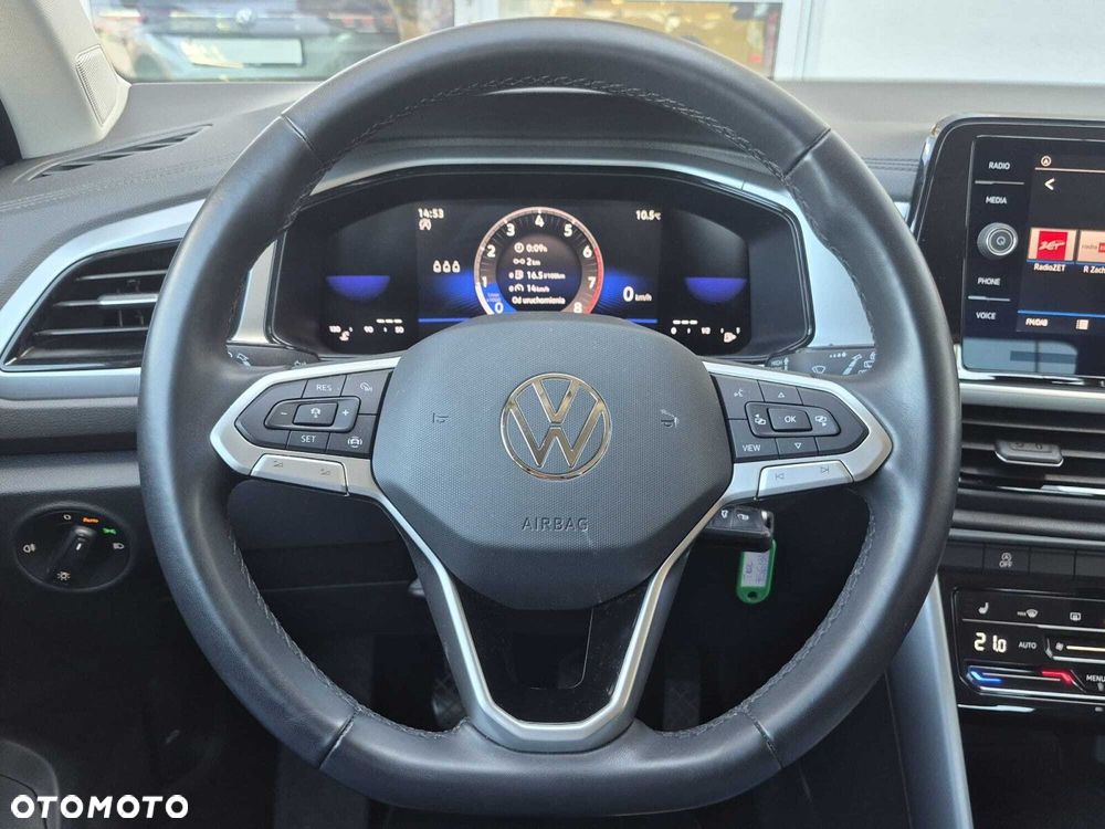 Volkswagen T-Roc - 9