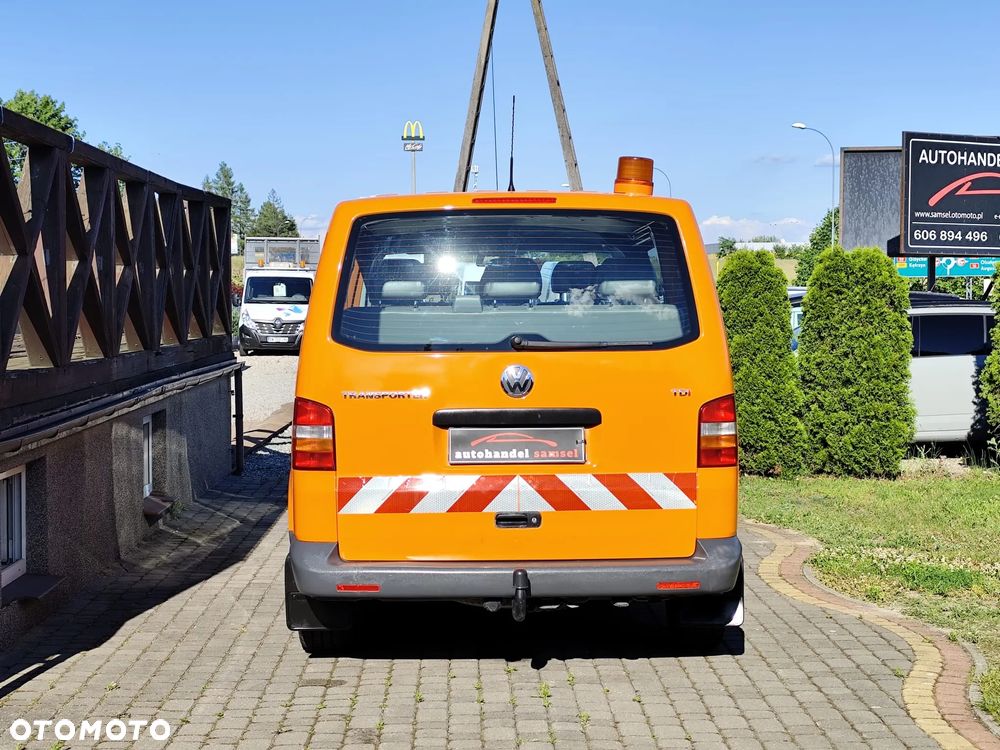 Volkswagen Transporter - 8