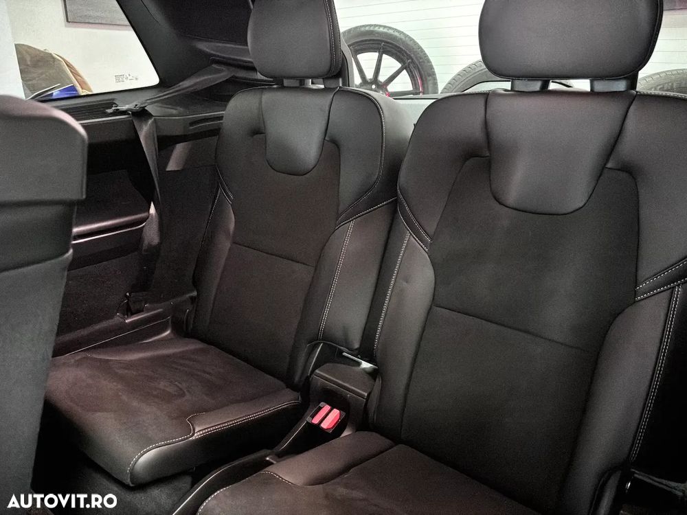 Volvo XC 90 T8 AWD Recharge Ultimate Dark - 24