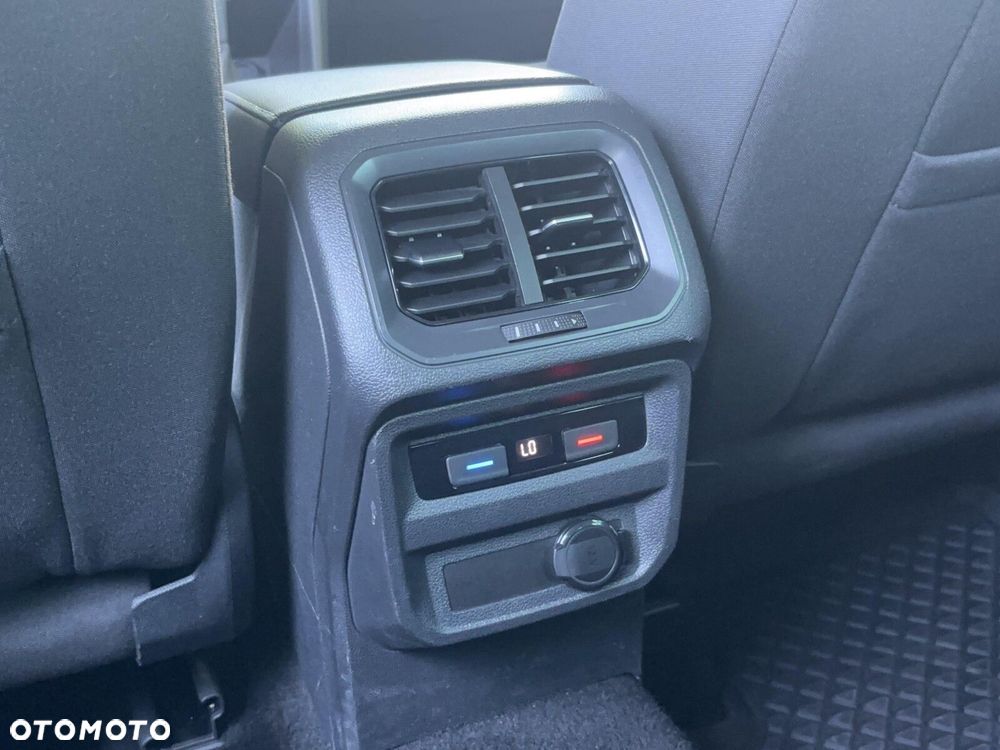 Volkswagen Tiguan 1.5 TSI EVO Elegance DSG - 20