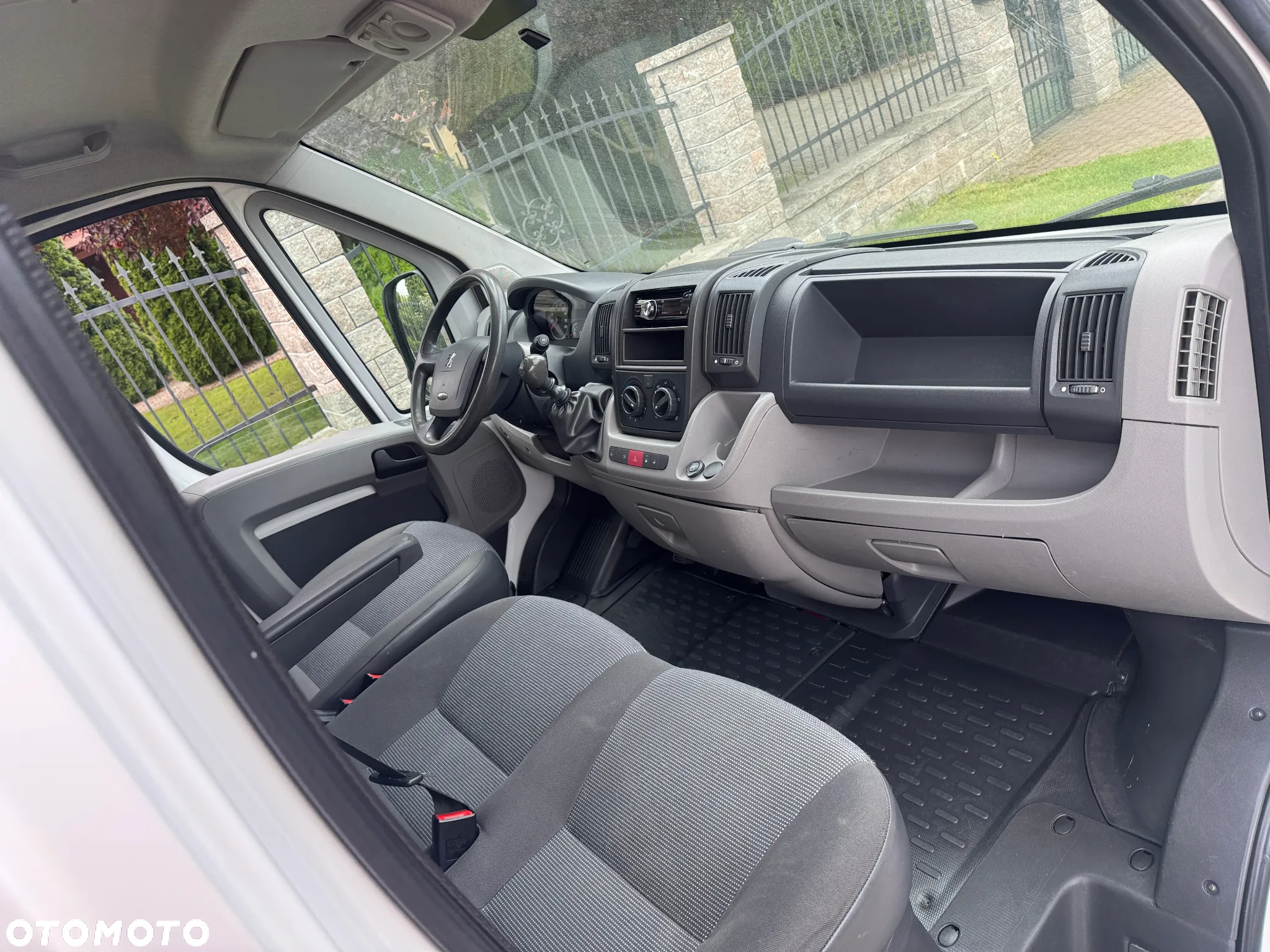 Peugeot BOXER KLIMA 6 OSÓB - 21