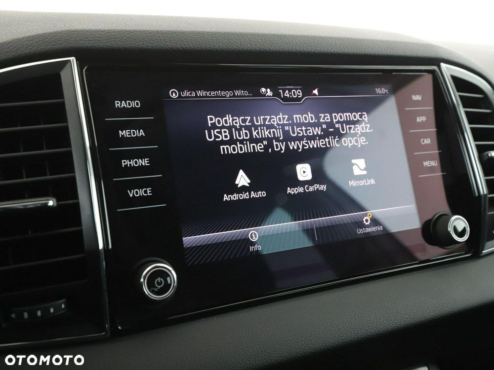 Skoda Karoq 1.6 TDI SCR Active - 25