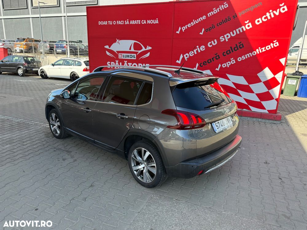 Peugeot 2008 PureTech 110 Stop&Start Style - 28