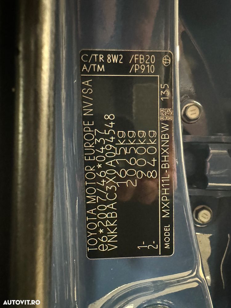 Toyota Yaris Hybrid 130 1.5 VVT-i Premiere Edition - 24