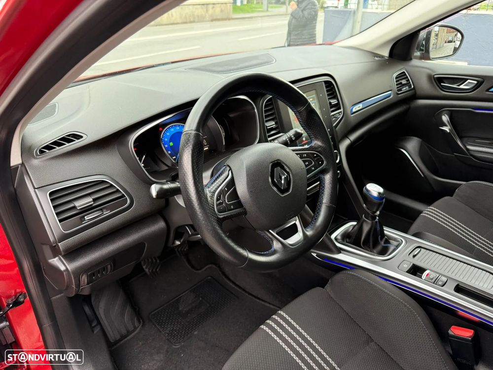 Renault Mégane 1.6 dCi GT Line J18 - 24