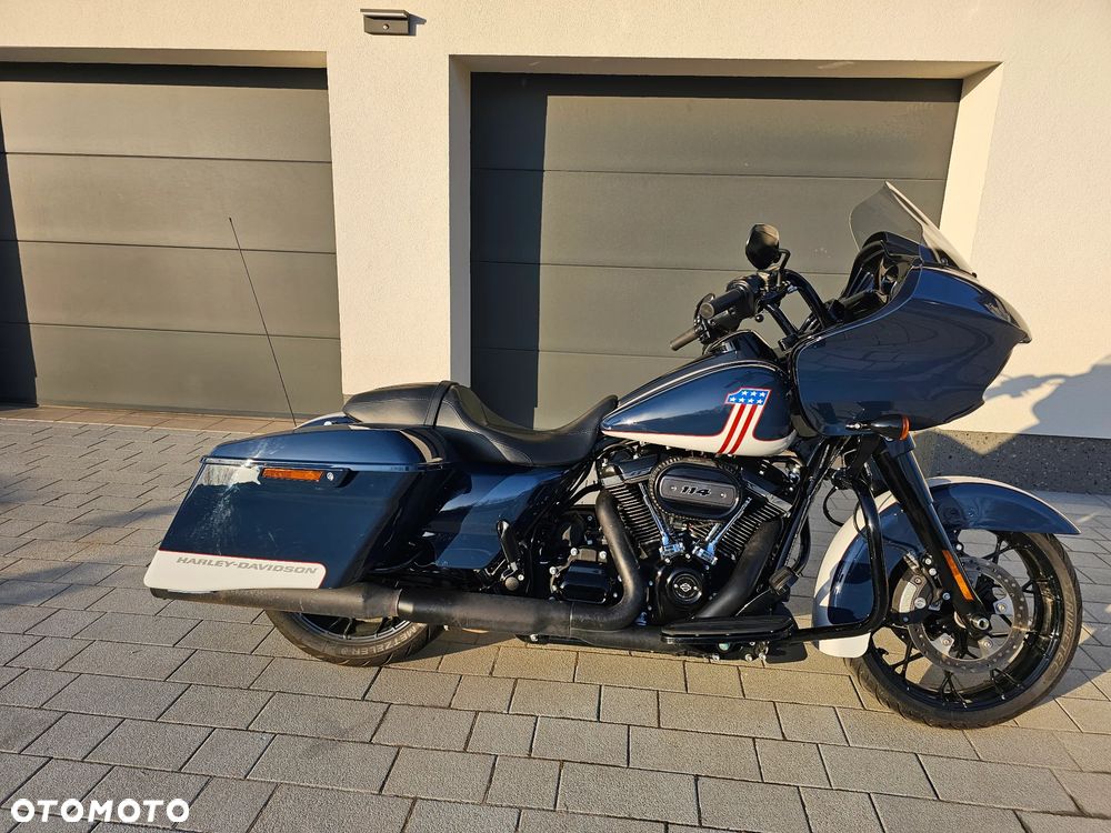 Harley-Davidson Touring Road Glide - 13