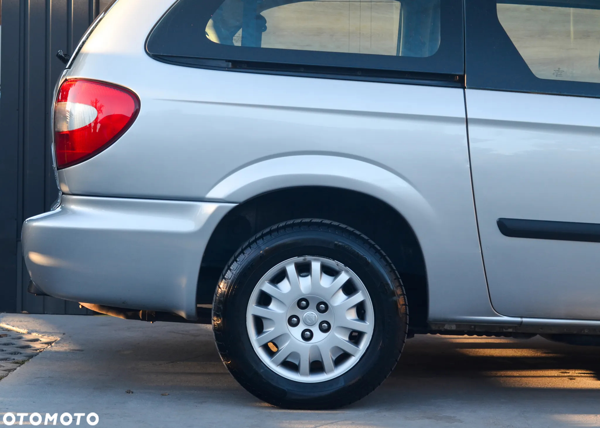 Chrysler Grand Voyager 3.3 LX S&G - 10