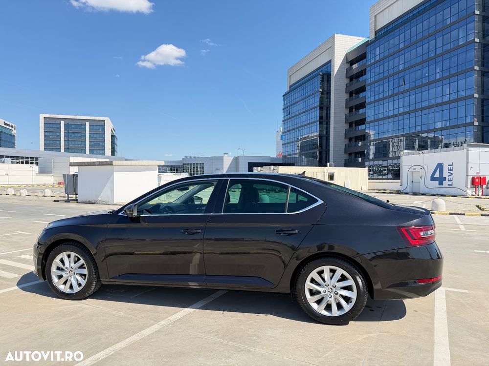 Skoda Superb 1.6 TDI DSG Active - 4