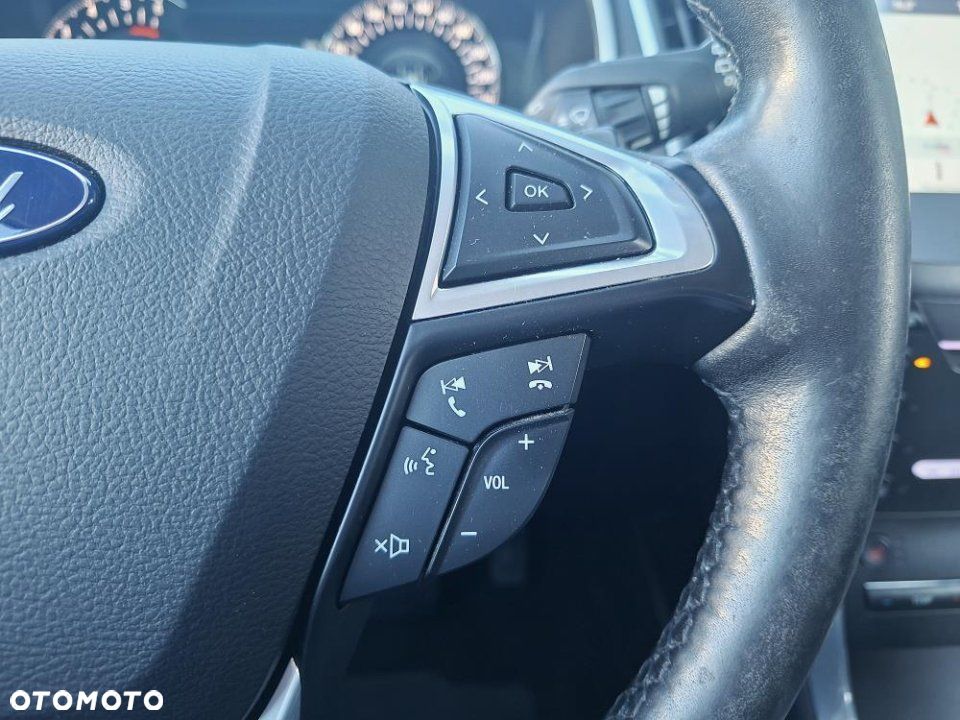 Ford Galaxy - 23