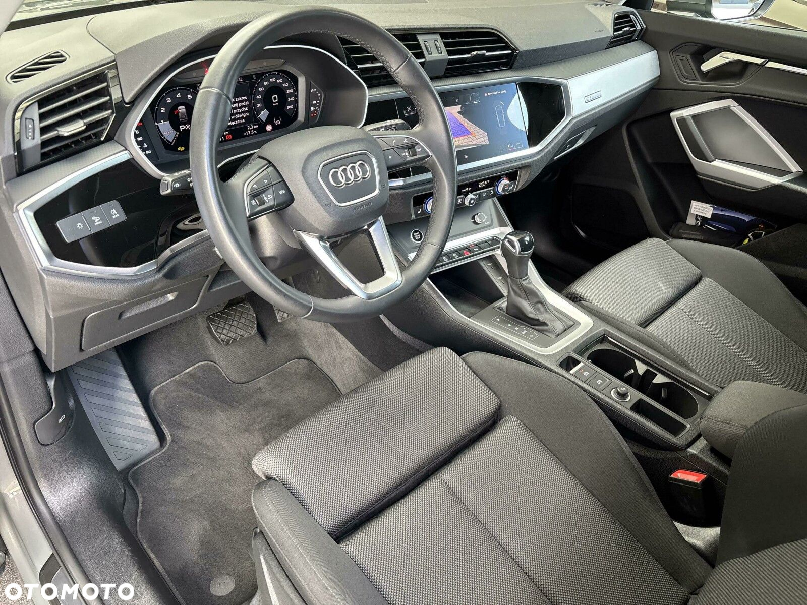 Audi Q3 - 16